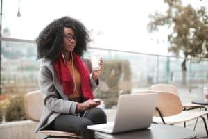 Cross-Border Employment: Navigating Work Visas and Regulations